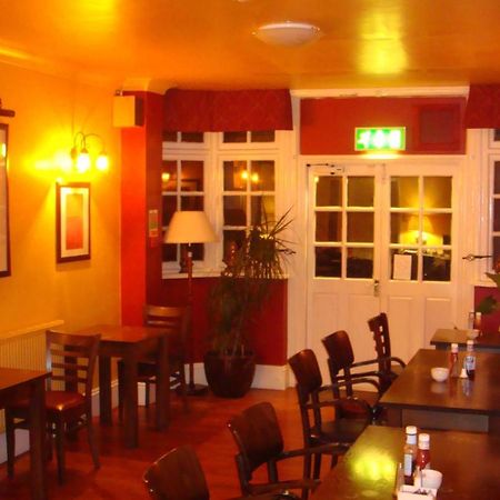 The Royal Standard Guest House Virginia Water Luaran gambar