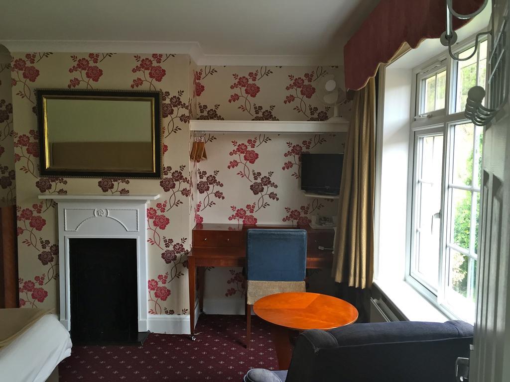 The Royal Standard Guest House Virginia Water Luaran gambar