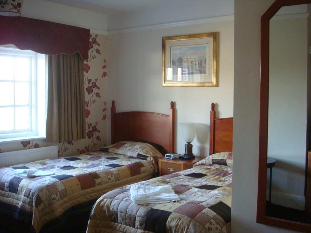 The Royal Standard Guest House Virginia Water Bilik gambar