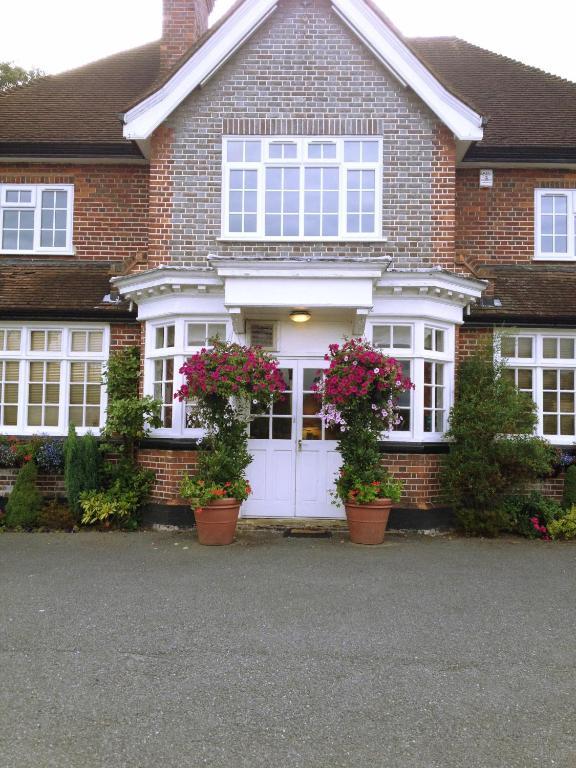 The Royal Standard Guest House Virginia Water Luaran gambar